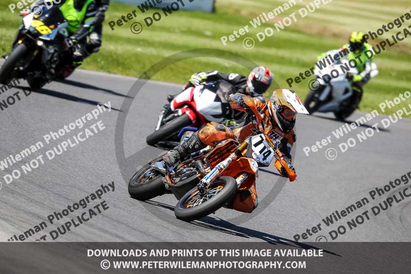 enduro digital images;event digital images;eventdigitalimages;lydden hill;lydden no limits trackday;lydden photographs;lydden trackday photographs;no limits trackdays;peter wileman photography;racing digital images;trackday digital images;trackday photos